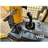Image 11 : 2004 CATERPILLAR D6N LGP CRAWLER DOZER