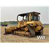 Image 4 : 2004 CATERPILLAR D6N LGP CRAWLER DOZER