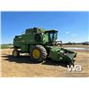 Image 2 : JOHN DEERE TURBO 8820 COMBINE