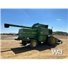 Image 3 : JOHN DEERE TURBO 8820 COMBINE