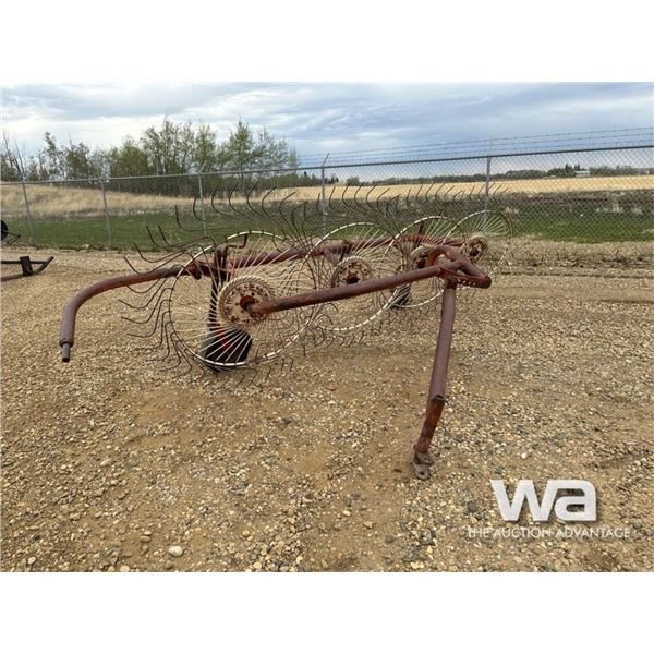VICON NEW HOLLAND 4 WHEEL HAY RAKE