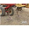 Image 17 : BOURGAULT 6800 33 FT. FIELD CULTIVATOR