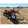 Image 2 : MCCORMICK 70  HYD. ANTIQUE 3 BOTTOM PLOW
