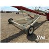 Image 15 : BUHLER/FARM KING 13-70 SWING AUGER