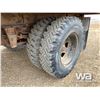 Image 21 : 1974 DODGE D500 S/A GRAIN TRUCK