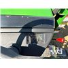 Image 9 : 2000 JOHN DEERE 4100 MFD UTILITY TRACTOR