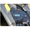 Image 8 : 2017 JOHN DEERE Z915E 60 IN. ZERO TURN MOWER