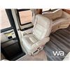 Image 14 : 2004 MONACO DYNASTY 42 FT. T/A MOTORHOME