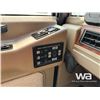 Image 12 : 1994 VECTRA 37 FT. T/A  MOTORHOME