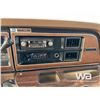 Image 10 : 1986 FORD CORSAIR SUPREME 26 FT. CUTAWAY MOTORHOME