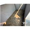 Image 10 : SINGLE HORSE T/A LIVESTOCK TRAILER