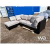 Image 1 : SECTIONAL SOFA IN IVORY POLYESTER