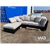 Image 5 : SECTIONAL SOFA IN IVORY POLYESTER