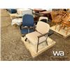 Image 1 : (4) CHAIRS