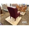 Image 3 : RED CHAIR