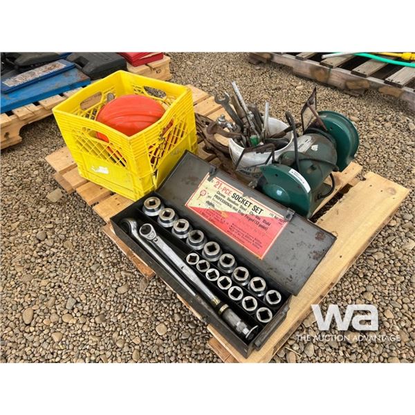 HOUSE OF TOOLS BENCH GRINDER, QTY OF TOOLS