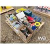 Image 3 : PARTS BINS, QTY OF SCREWS, FUNNELS, WIRE