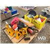 Image 3 : 3 TON JACK STANDS, BOTTLE JACKS & JACKALL JACK