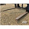 Image 7 : SKID STEER 60 IN. GRAPPLE PALLET FORKS