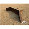 Image 3 : PALLET FORK 9 FT. 6 IN. SNOW PUSHER