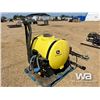 Image 3 : JOHN DEERE 110 GALLON 3PT SPRAYER