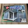 Image 1 : WOODEN DOG HOUSE AND AWNING