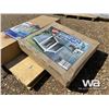 Image 3 : WOODEN DOG HOUSE AND AWNING