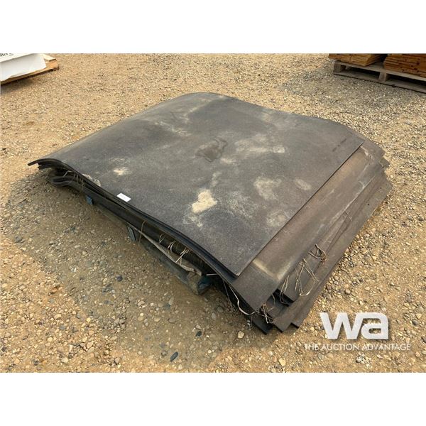 (10) PIECE RUBBER FLOOR MATTING