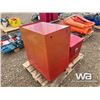 Image 3 : MASTER CRAFT RED TOOL CHEST, QTY OF TOOLS