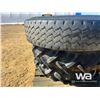 Image 7 : (1) MICHELIN 11R24.5, (2) 9.5/9-24 TIRES AND RIMS