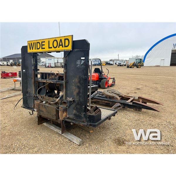 HEADACHE RACK W/ BRADEN 35 TON WINCH