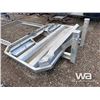Image 2 : ALUMINUM TRUCK HEADACHE RACK