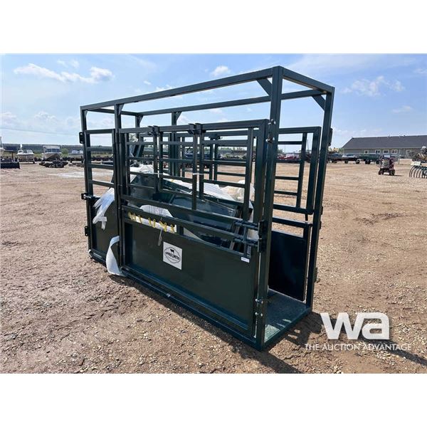 9 FT. CATTLE SQUEEZE