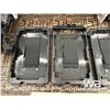 Image 7 : FLEET COMPLETE CASES & STANDS