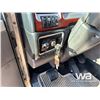 Image 14 : 2006 KENWORTH T800B TRI DRIVE TRUCK TRACTOR