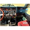 Image 8 : 2006 KENWORTH T800B TRI DRIVE TRUCK TRACTOR