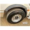 Image 16 : 2003 FREIGHTLINER COLUMBIA 120 TRI DRIVE TRUCK