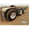 Image 17 : 2003 FREIGHTLINER COLUMBIA 120 TRI DRIVE TRUCK