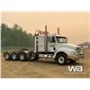 Image 2 : 2003 FREIGHTLINER COLUMBIA 120 TRI DRIVE TRUCK