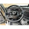 Image 9 : 2003 FREIGHTLINER COLUMBIA 120 TRI DRIVE TRUCK