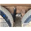 Image 23 : 2001 KENWORTH T800 T/A DUMP TRUCK