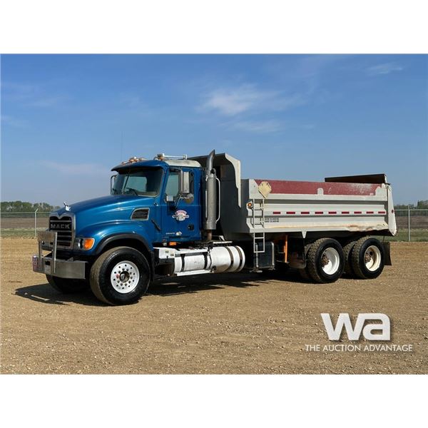 2005 MACK GRANITE CL713 T/A DUMP TRUCK