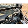 Image 13 : 2013 NEW HOLLAND C227 MULTI-TERRAIN LOADER