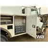 Image 20 : 2001 IHC 4800 DT466E S/A BUCKET TRUCK