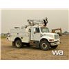 Image 2 : 2001 IHC 4800 DT466E S/A BUCKET TRUCK