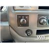 Image 13 : 2007 DODGE RAM 3500 DUALLY FLATBED TRUCK