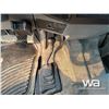 Image 14 : 2012 FORD F550 XL E-CAB FLATBED PICKUP