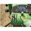 Image 10 : JOHN DEERE 4010 2WD TRACTOR