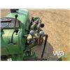 Image 11 : JOHN DEERE 4010 2WD TRACTOR