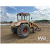 Image 3 : CASE 1030 2WD TRACTOR